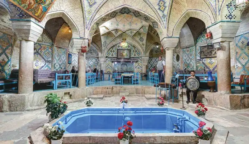 حمام وکیل تور داخلی کوپا